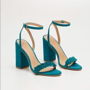 Ann Taylor Loft Teal Leafed Block Heel Sandal